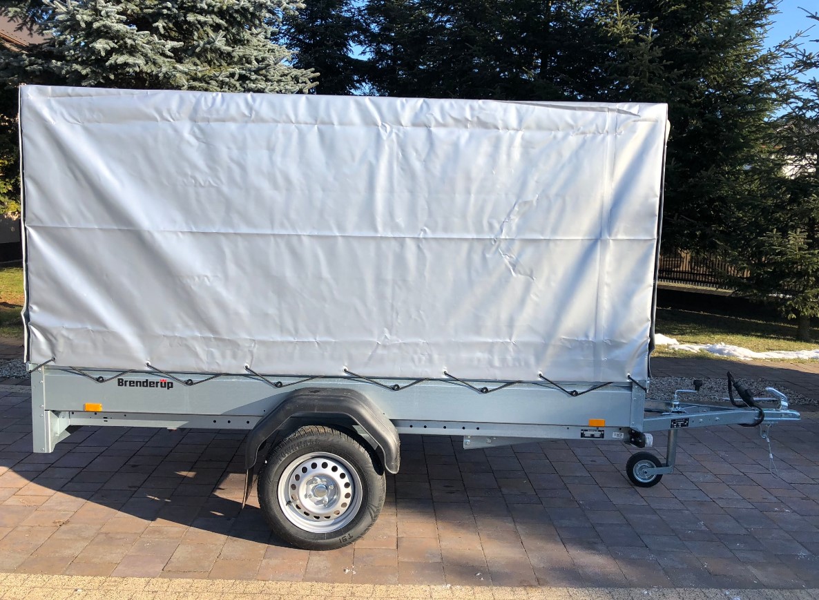 Plachta s konstrukcí výš. 143 cm, typ 2270