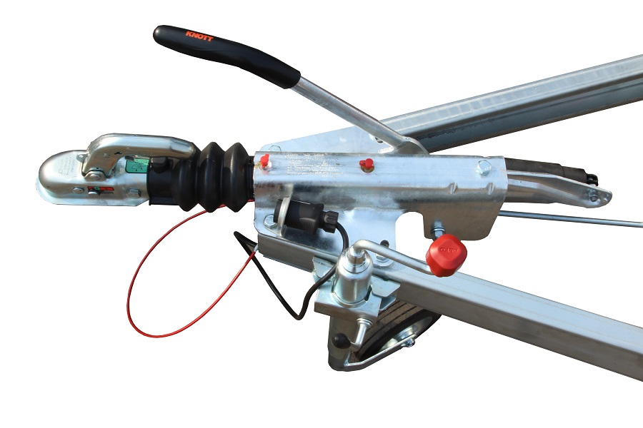 Brzděný přívěsný vozík Temared PRO BRAKE | 263 x 150 cm | 1500 kg