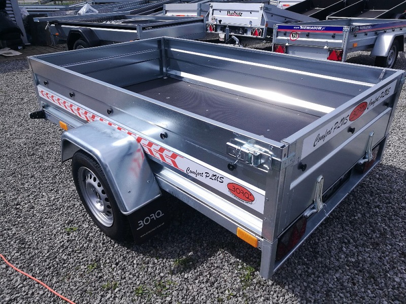 Přívěsný vozík BORO 725SP s nápravou na 1300 kg | 243 x 121 cm