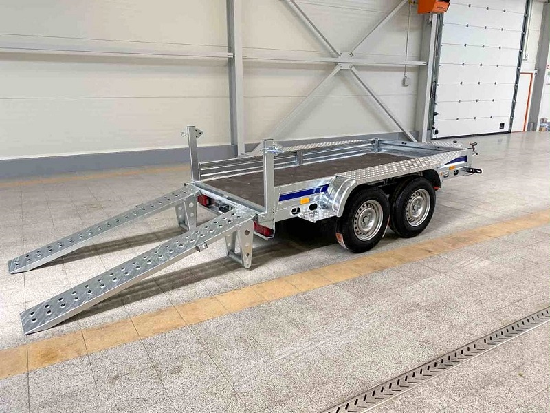 Wiola B2635 2700 kg přepravník stavebních strojů