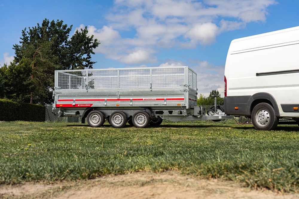 Třístranný hydraulický sklápěč Temared TIPPER | 568 x 212 cm | 3500 kg