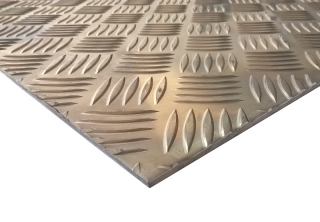 Plech hliníkový AlMg3 protiskluz tl. 4/5,5 mm, tabule 1000 x 2000 mm EN AW 5754-H114